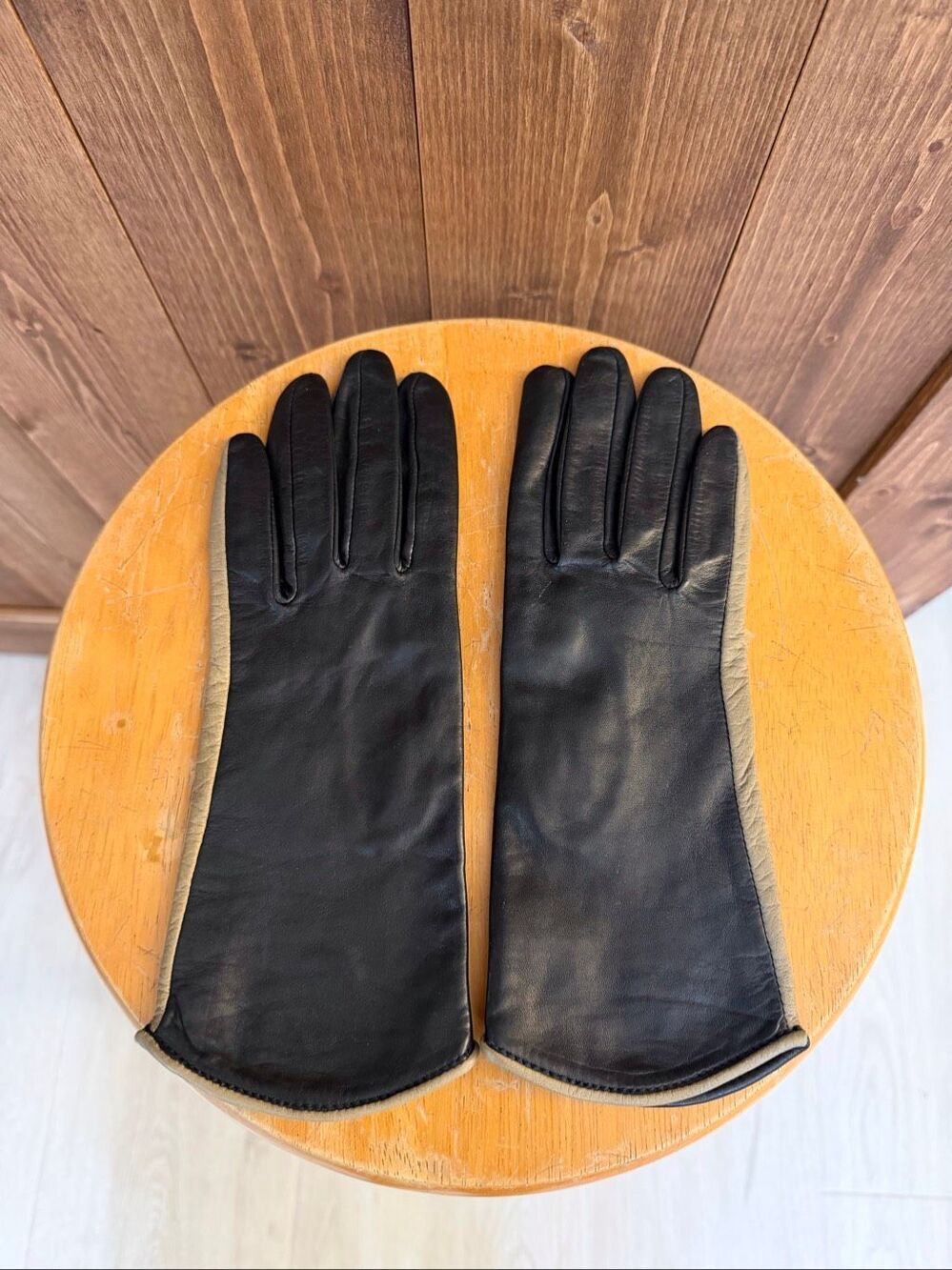 Grandoe Women’s Size 7 Gambiered Silk Gloves Taupe Black (9184)